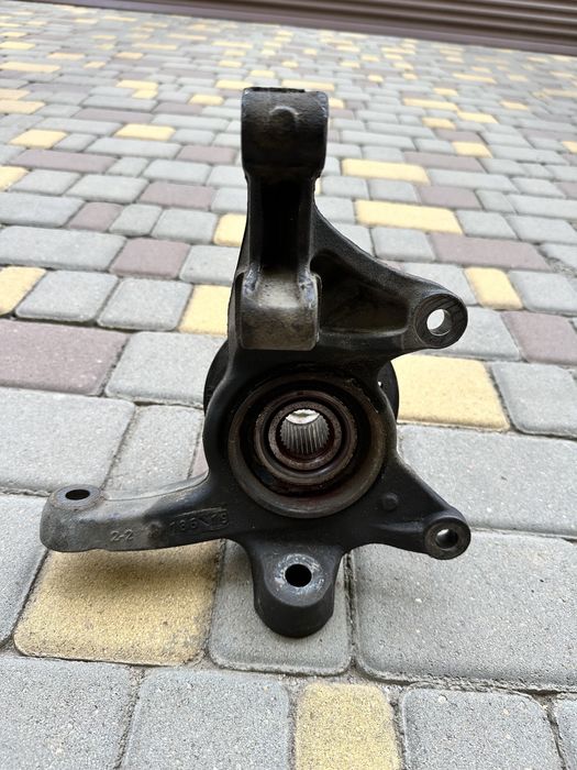 Цапфа  Мерседес W447 4 Matic А4473320701,A4473308800,A4473300220