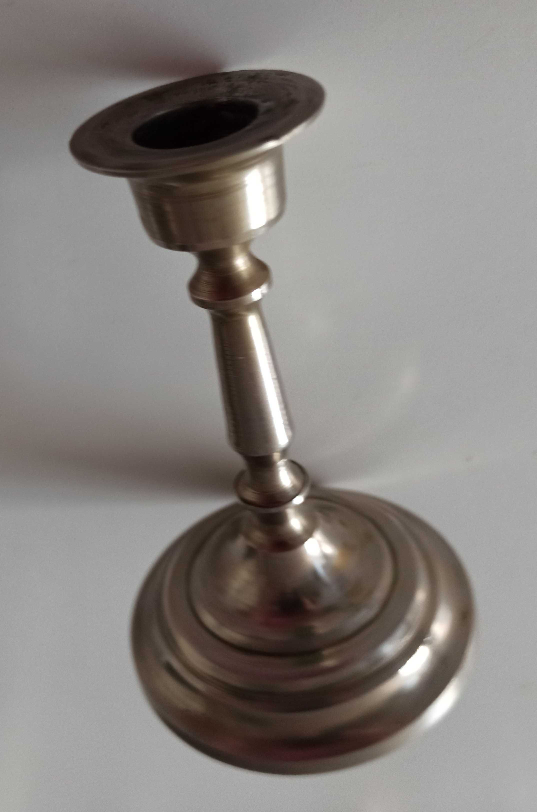 stary srebrny świecznik 10 cm na świeczki o średnicy 2 cm