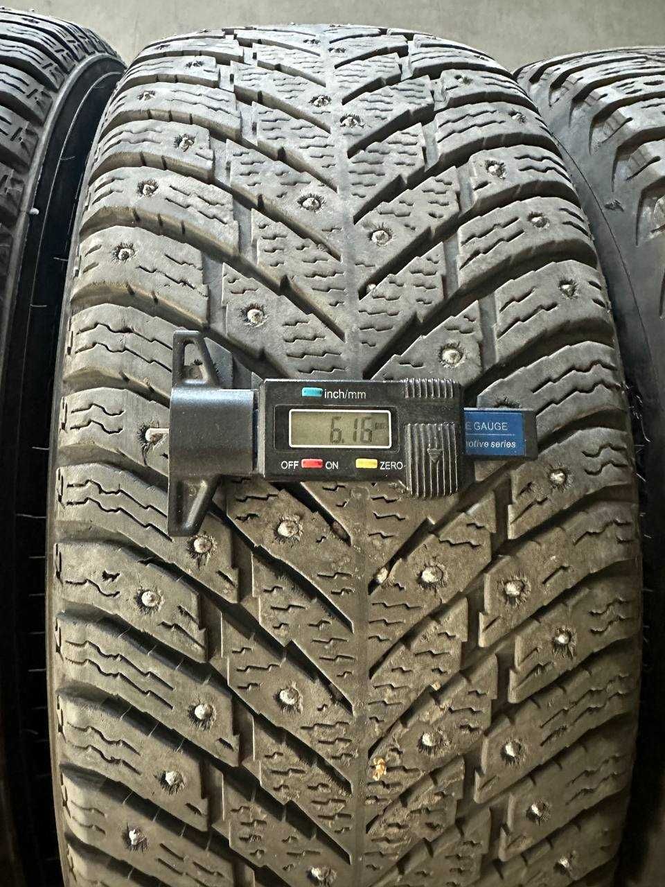 Зимові шини /резина зимняя 205 60 R16 Goodyear +Nokian