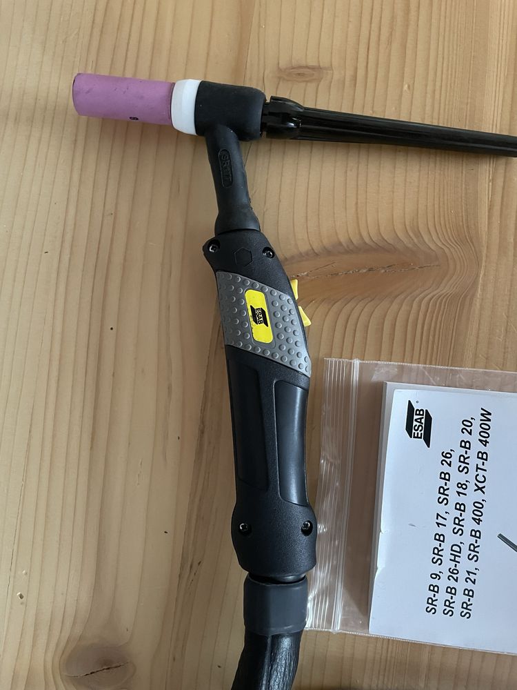 Uchwyt spawalniczy TIG ESAB TIG SR-B 17 - 8m