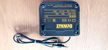 Ładowarka DeWALT DCB107