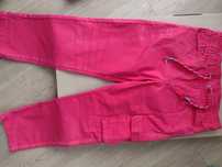 Spodnie czerwone Coccodrillo rozm.110
