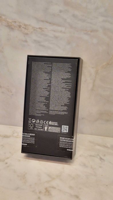 Samsung Galaxy S22 128GB NOWY / fabrycznie zaplombowany