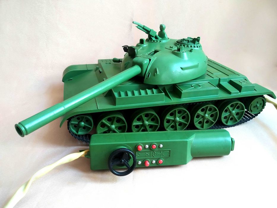 ЛFGВеликий Електромеханічний танк.