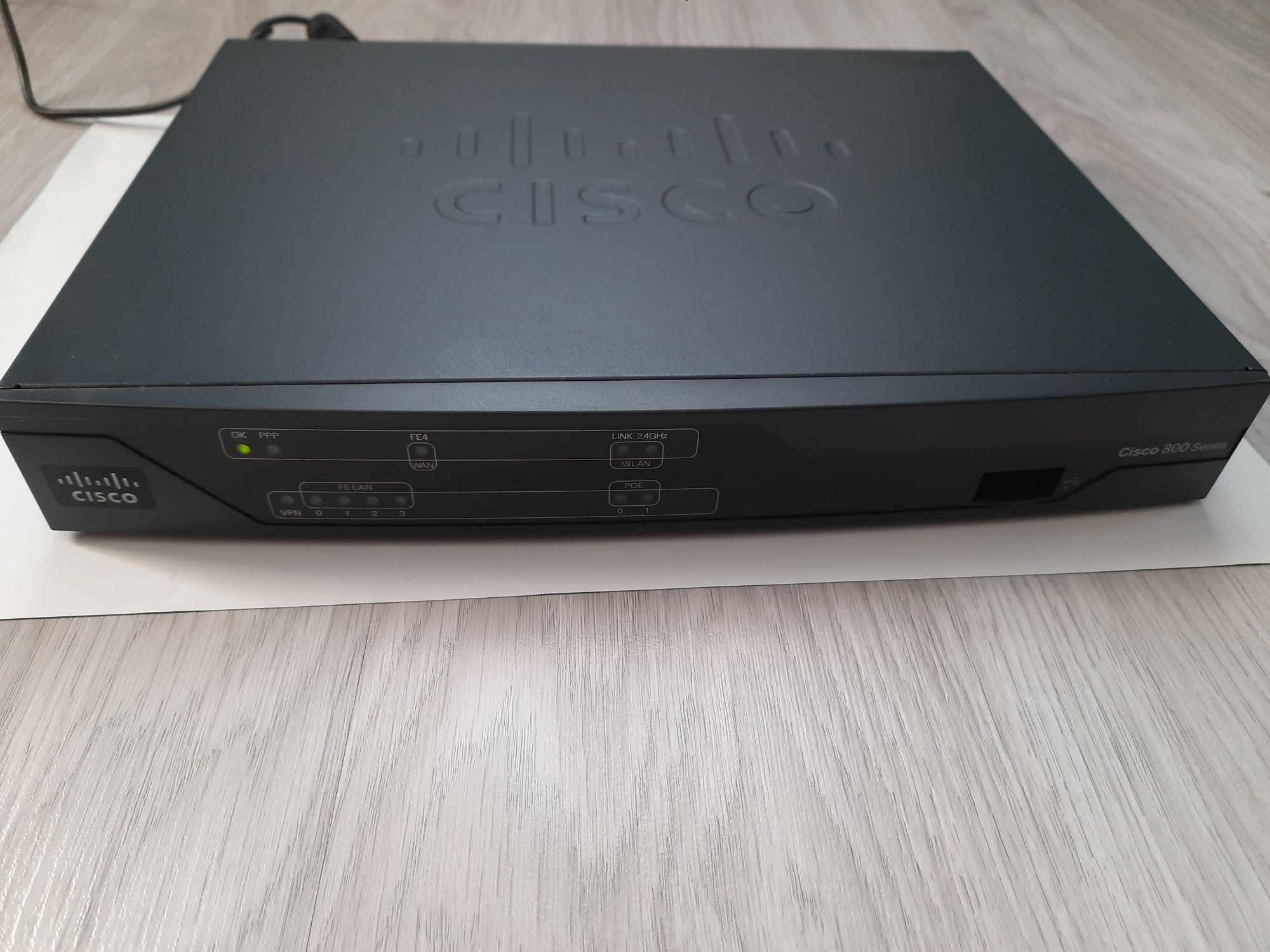 Маршрутизатор Cisco 881-K9 V01