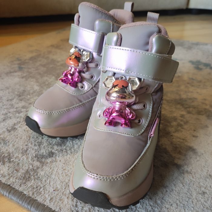 Зимові сапожки для дівчинки