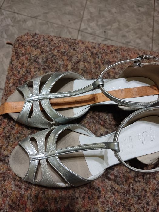 Знижечка. Бальне на 10 р. Бейсік, велюр