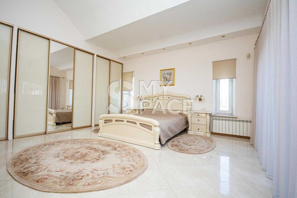 4к. з терасою 253м2 Володимирська Тарасівська Саксаганського Центр