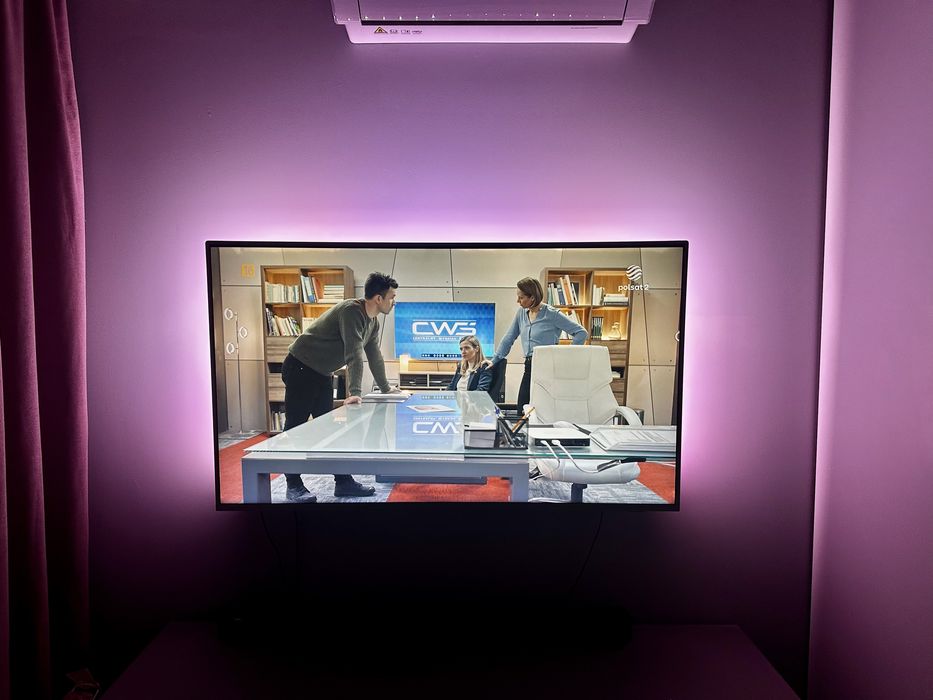 Telewizor PHILIPS 55PUS8303 55" LED 4K 100Hz Android TV Ambilight x3