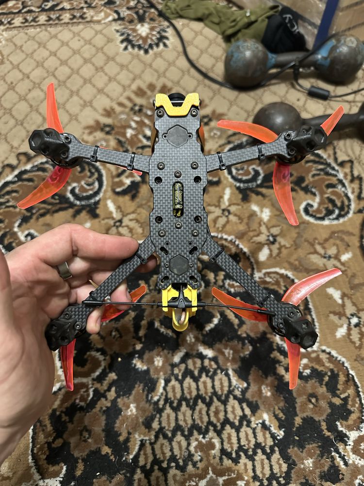 FPV-дрон 5 дюймів