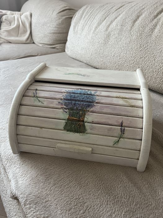 Drewniany chlebak 32x25cm