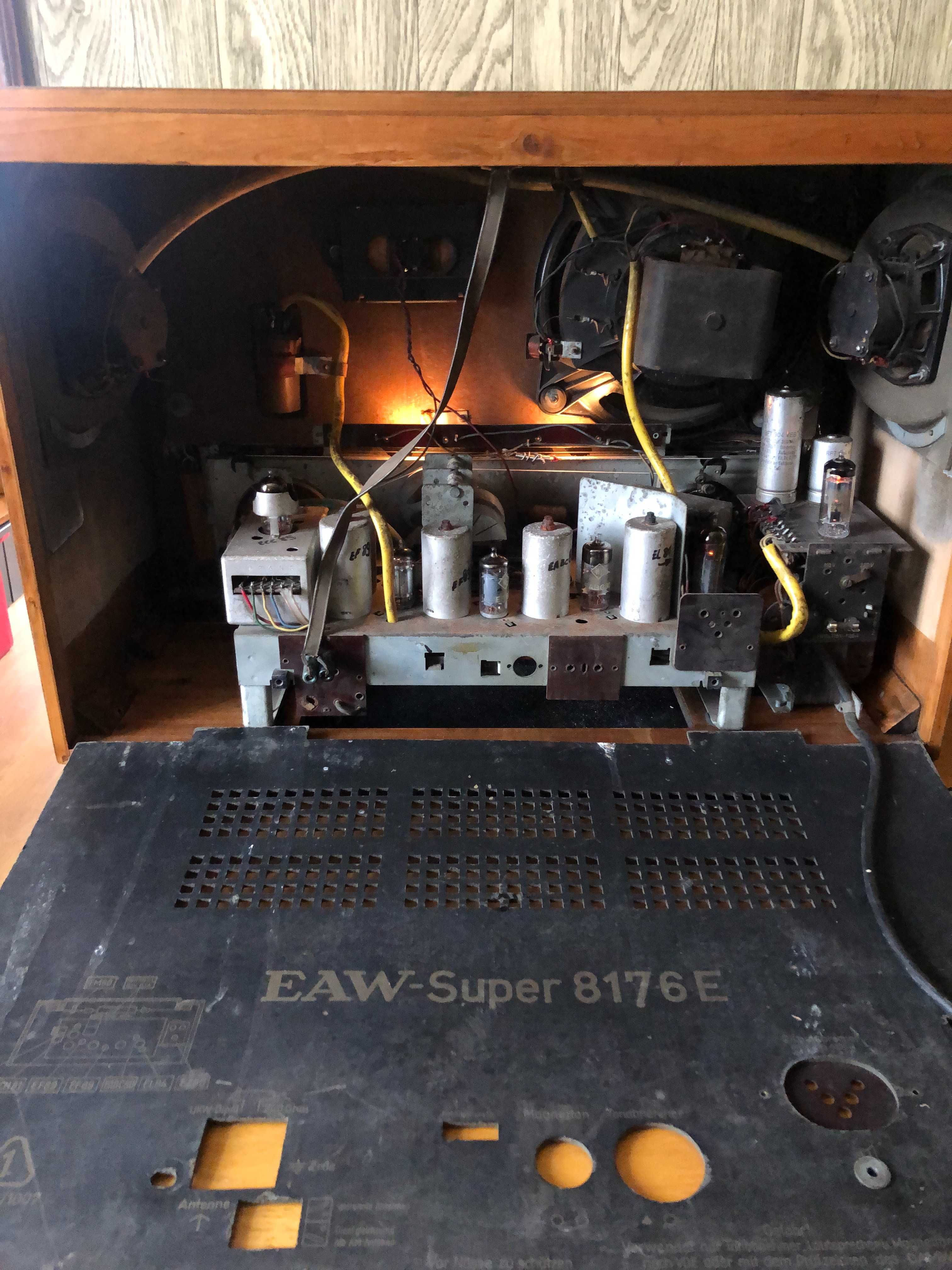 radio EAW -Super8176E