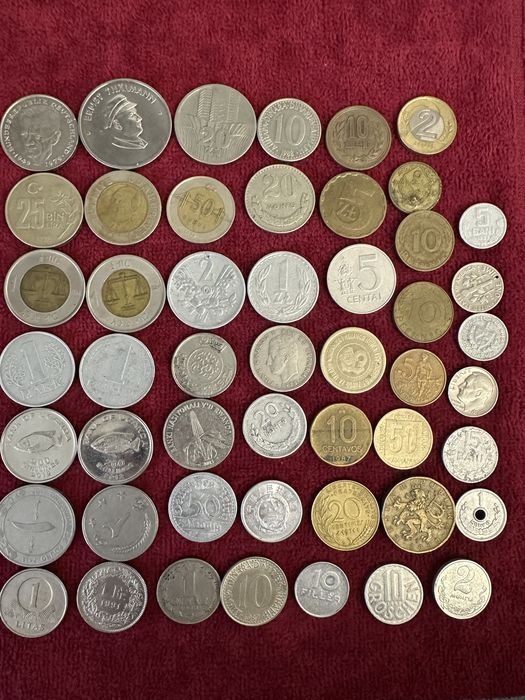Монеты и житоны стран мира
