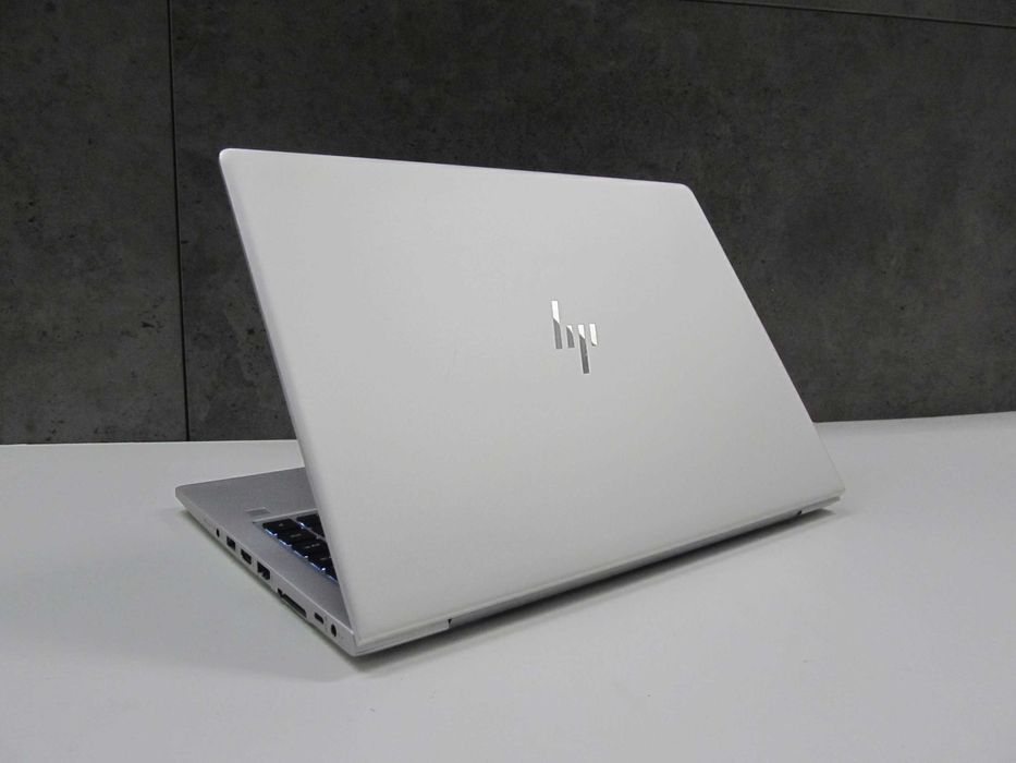 HP EliteBook Mt45 Ryzen 3 Pro 3300U  8GB dysk SSD 256GB Vega 6 Laptop