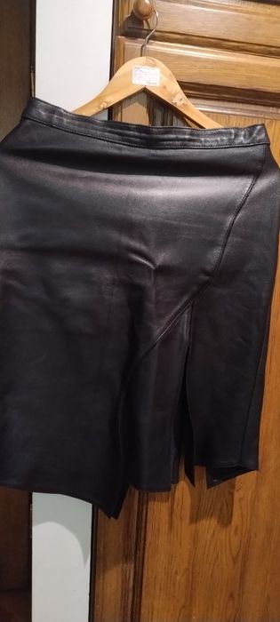 Красивая кожаная юбка италия