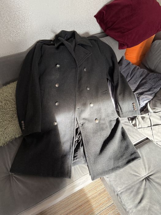 Віддам чоловіче пальто б/у