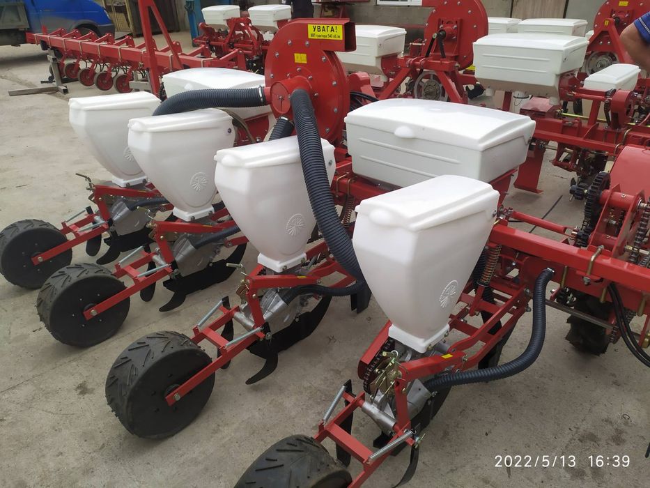 Сівалка пневматична УПС-8 СУ кукурудзяна,соняшникова,гарбузова