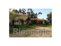 Moradia T5 em Rio Maior***RIOMAGIC***
