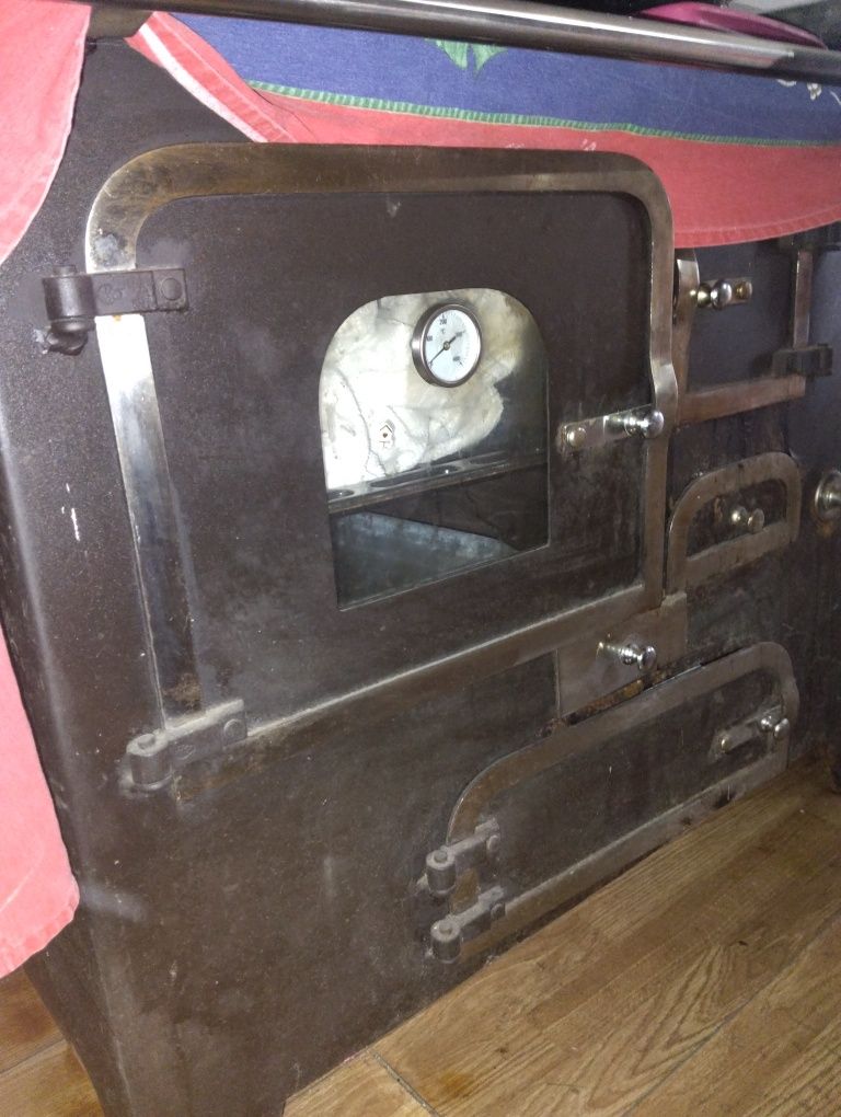 Forno a lenha em bom estado
