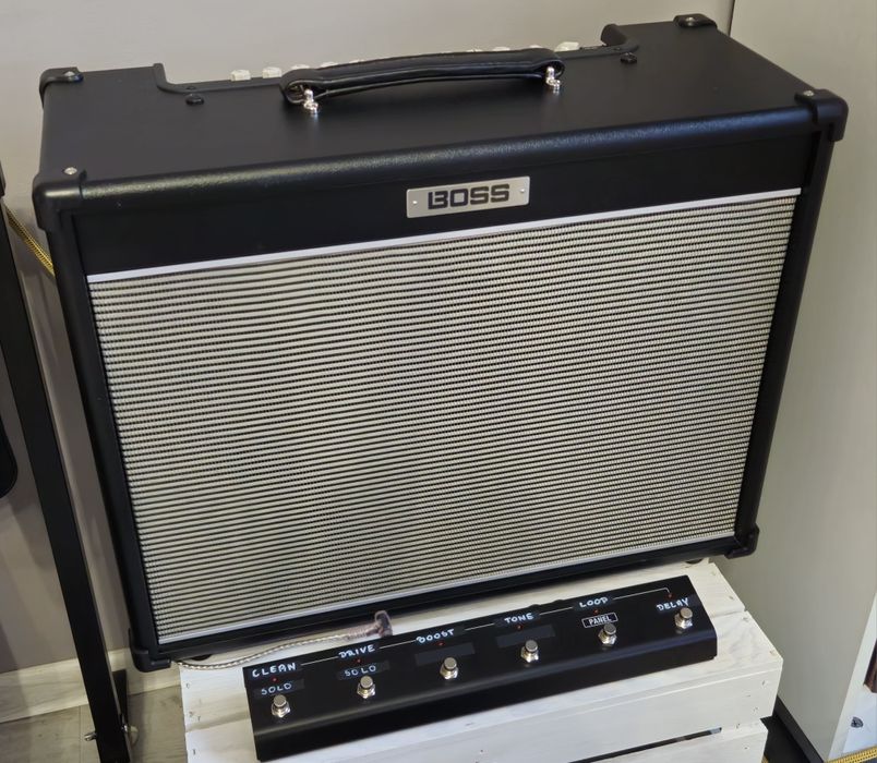 Boss Nextone Artist 80W + sterownik nożny