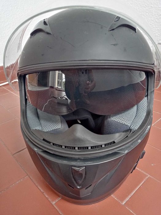 Capacete preto S