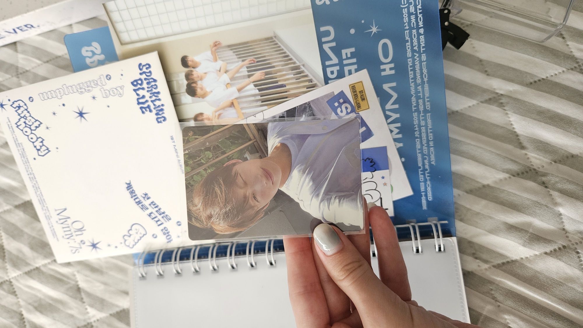 TWS: sparkling blue album