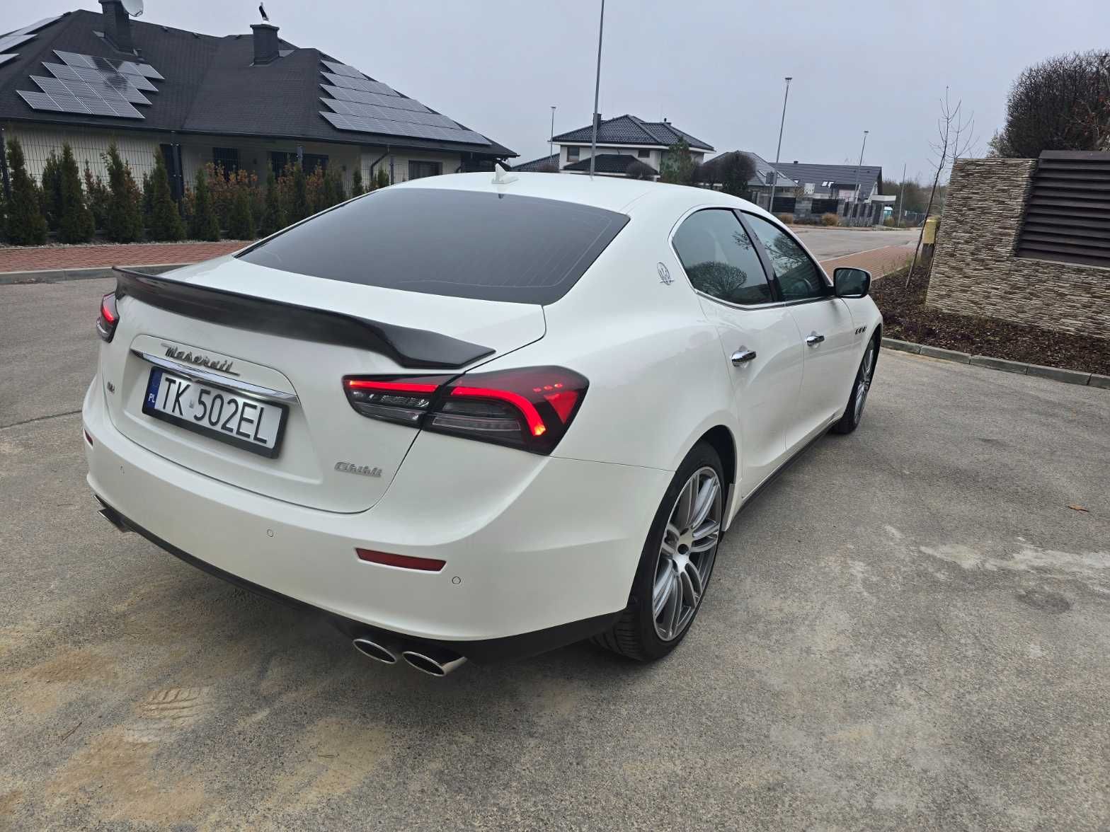 Auto do ślubu wesele Maserati Ghibli SQ4