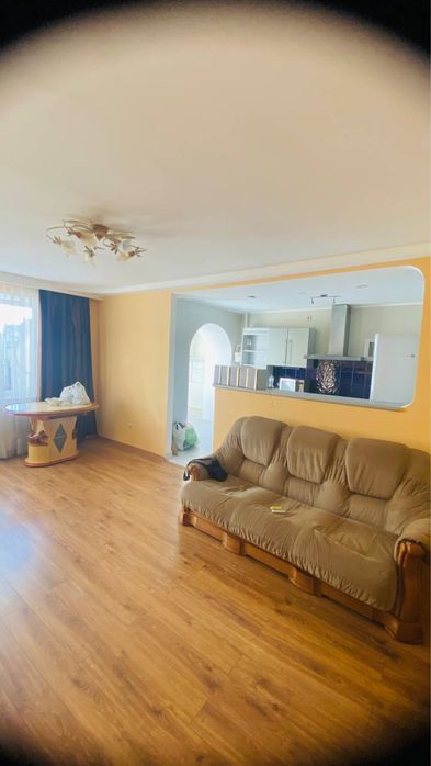 Довготривала оренда 3К+КС Центр міста