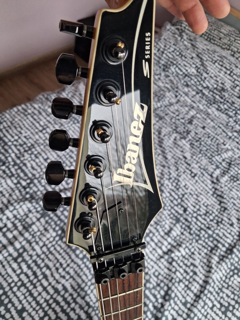 Gitara elektryczna ibanez S520ex