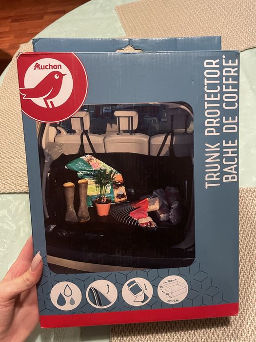 Osłona bagażnika nowa