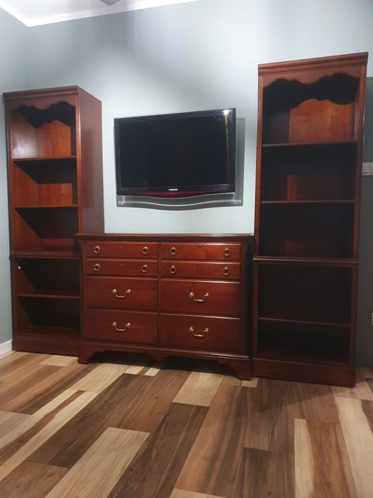 Regał na książki Drexel bookcase