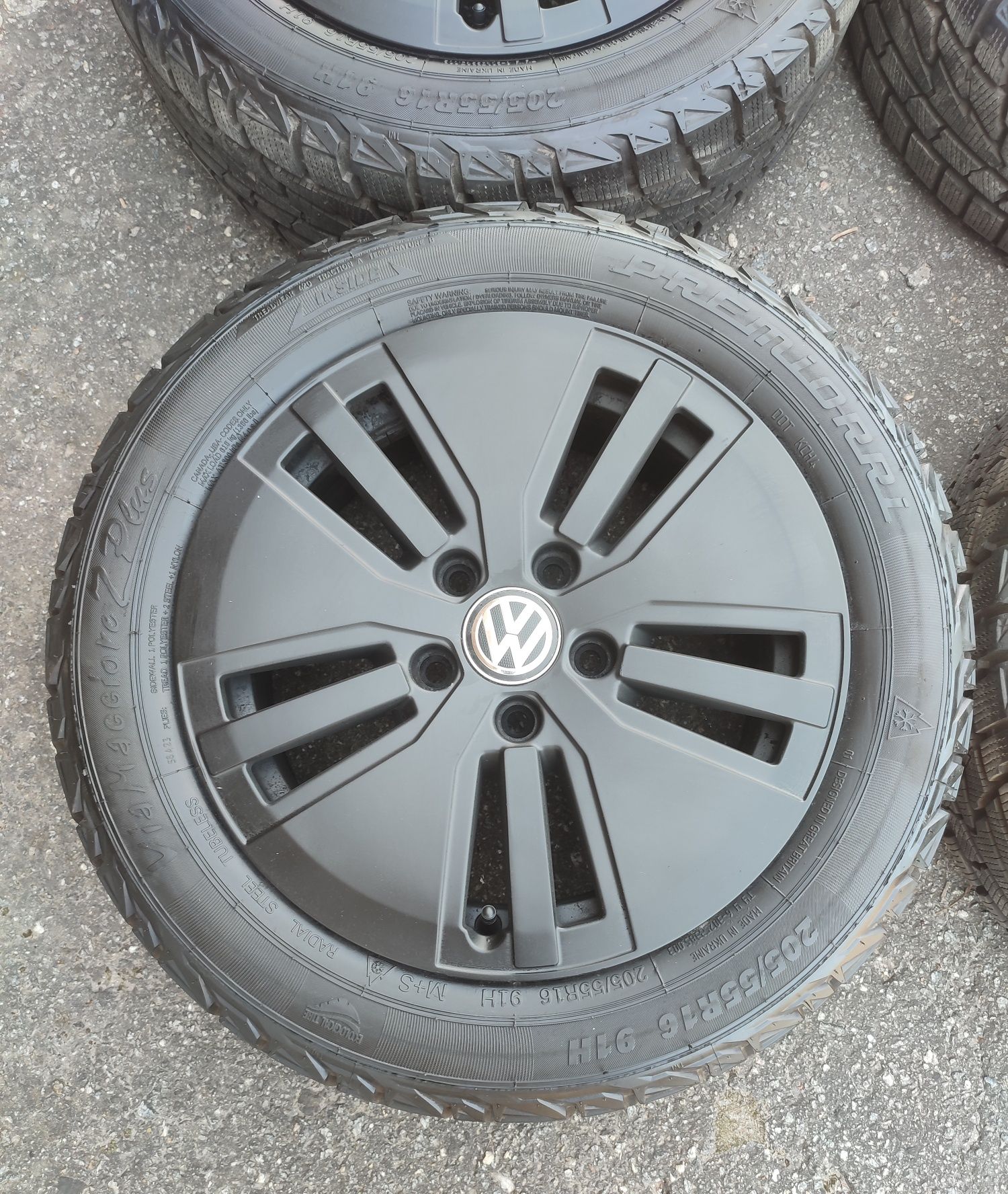 Диски в зборі R16 5/112 Оригінал E-golf. Резина зима.