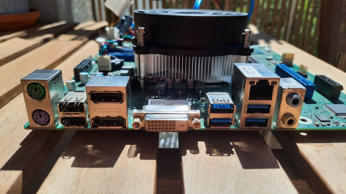 Płyta główna Fujitsu D3601-A12 GS 2, DDR4, 8 generation, socket 1151