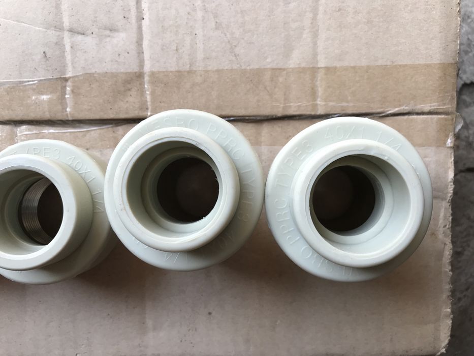 Муфта наружна і внутрішня Vesbo d40x1 1/4 під пайку