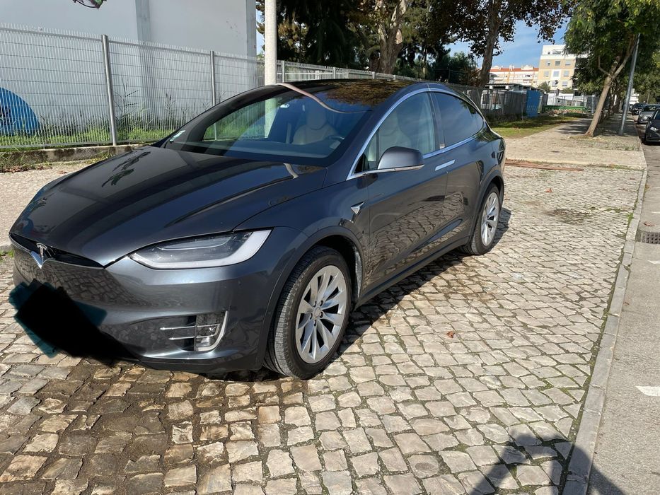 Tesla Model X 90D – 6 lugares - Autopilot – Supercharger vitalício