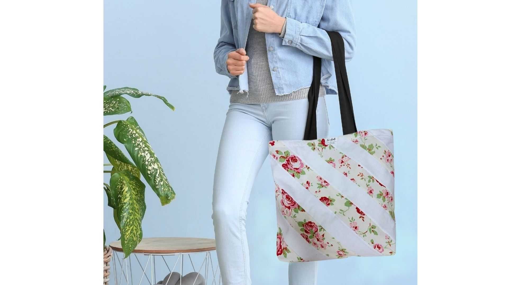 Torba na zakupy - RÓŻYCZKI – Delikatność i Elegancja na Każdy Dzień