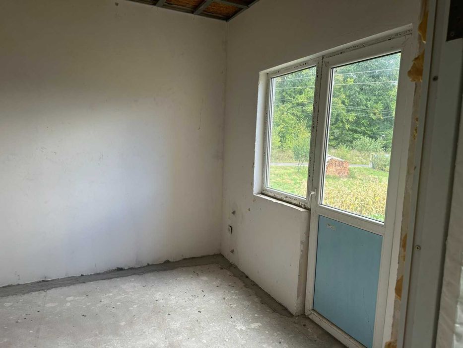 Просторий будинок! 100м2 - 6соток! Чорнові зроблені! Є Гараж!