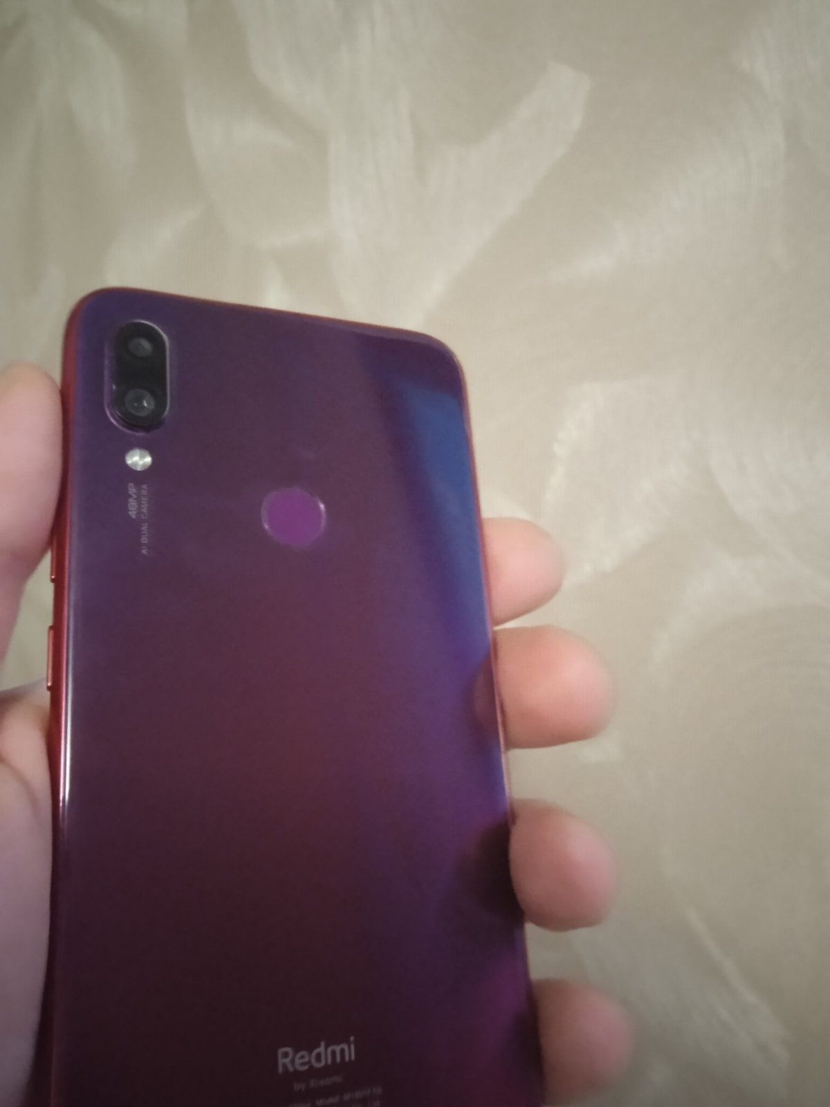 Продам телефон Redmi Note 7.4/64