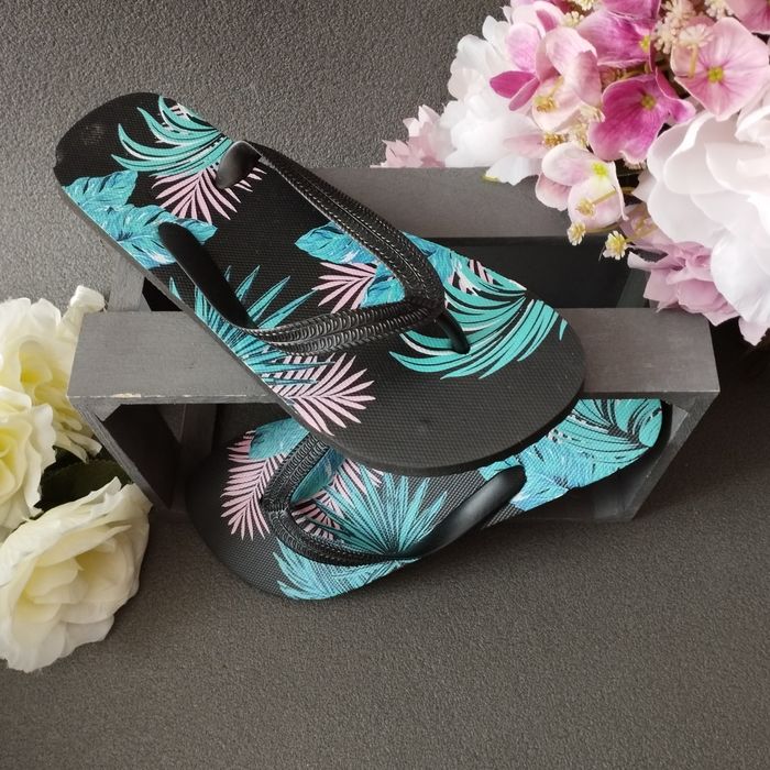 Damskie klapki japonki z palemką, nowe, rozmiar 39