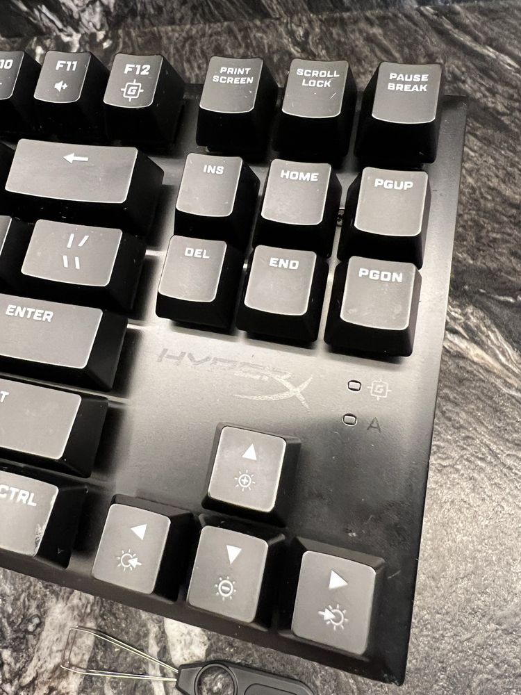 Механічна клавіатура HyperX Alloy FPS Pro