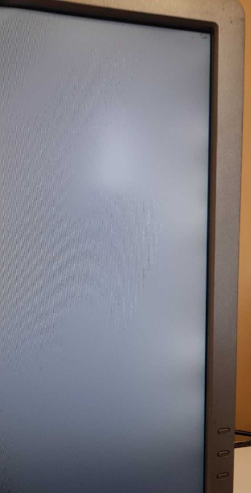 22" Монітор Dell P2213 1680x1050 DP, VGA, DVI, USB