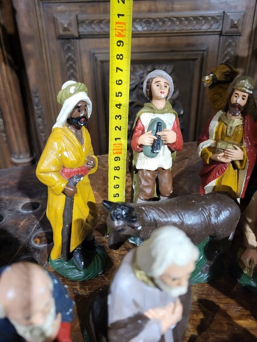 Stare figurki do Szopki Bożonarodzeniowej Stajenka