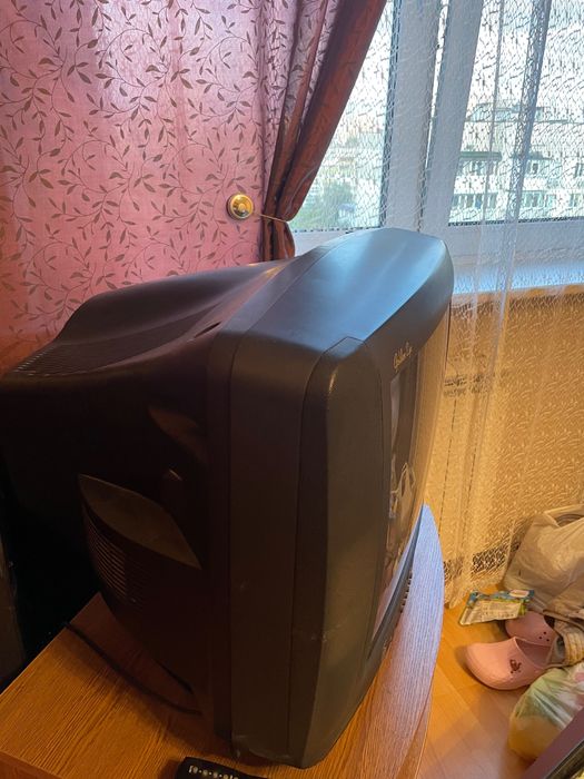 Ламповий телевізор LG