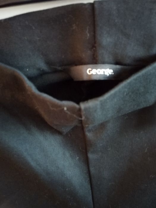 TSpodnie damskie jegginsy r. S nowe