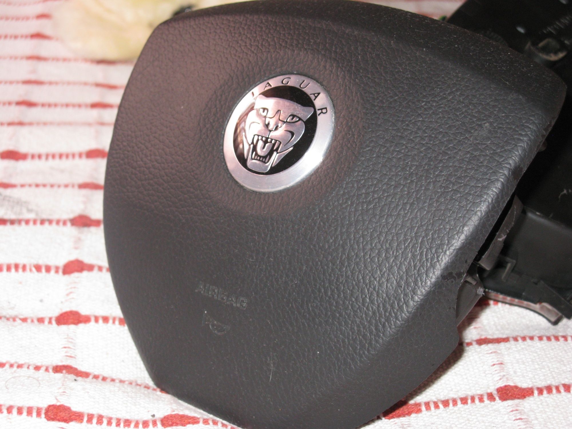 Airbag Jaguar 2016