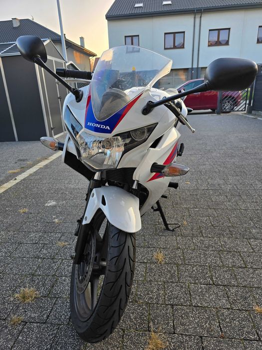 Honda Cbr125r  na kat B
