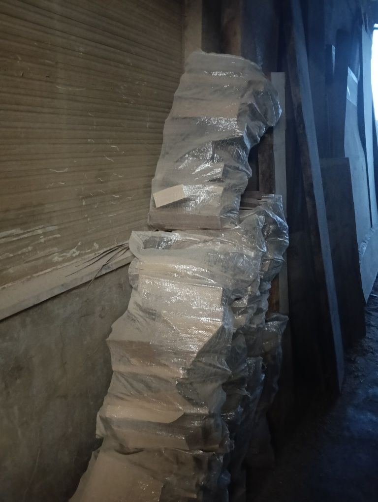 Lenha fina para venda