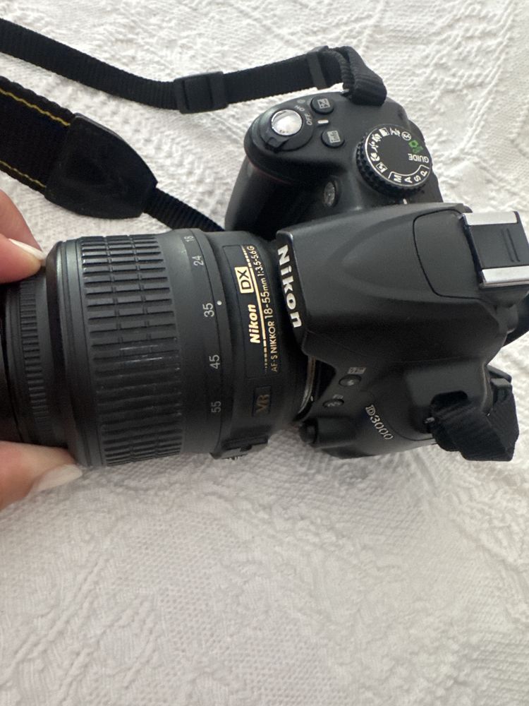 Nikon D3000 reflex