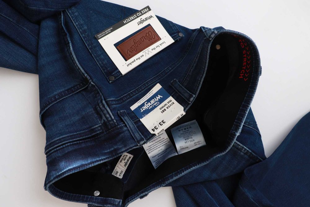 WRANGLER RIVER 881 W33 L34 męskie spodnie jeansy true tapered nowe