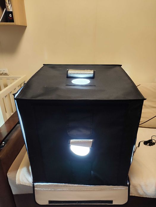 Лайтбокс  Travor 60/60 для  предметної  фото зйомки.